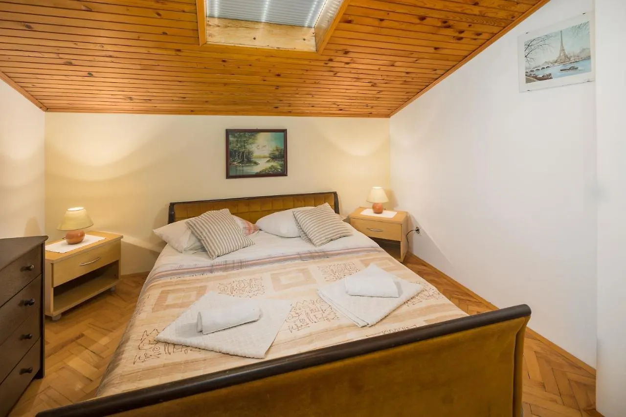 Appartamento Bella Vista Porec 0*,